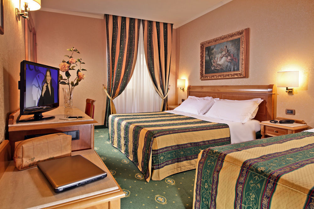 Colonna Room Rental Frascati Exteriér fotografie